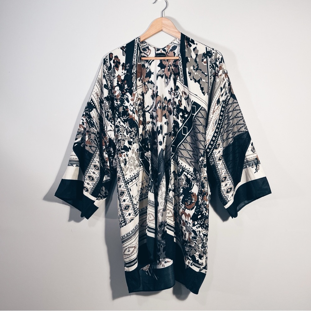 Coco and Carmen Bohemian Drop Shoulder Kimono Shirt One Size